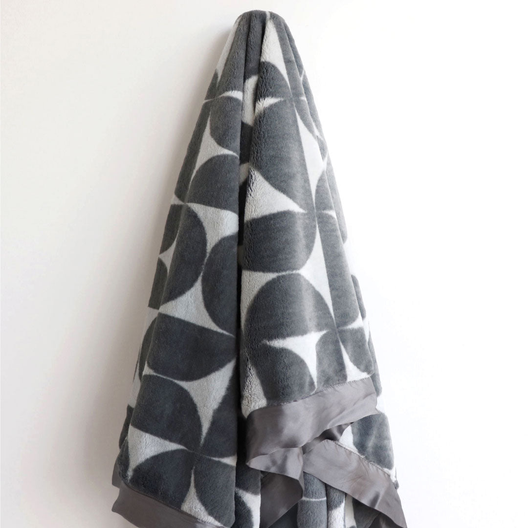 Luxe™ Half Moon Throw