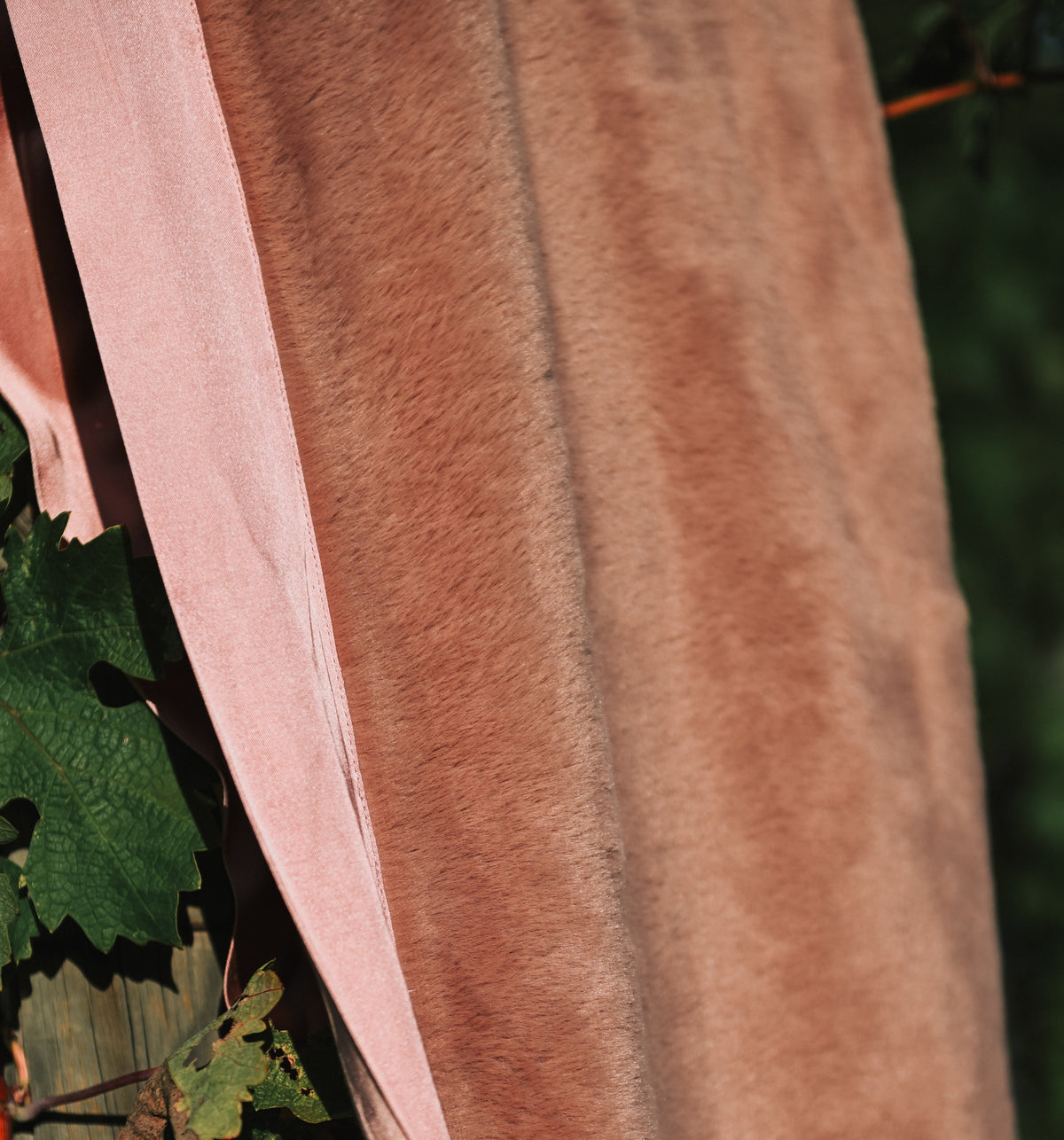 Luxe™ Vineyard Throw