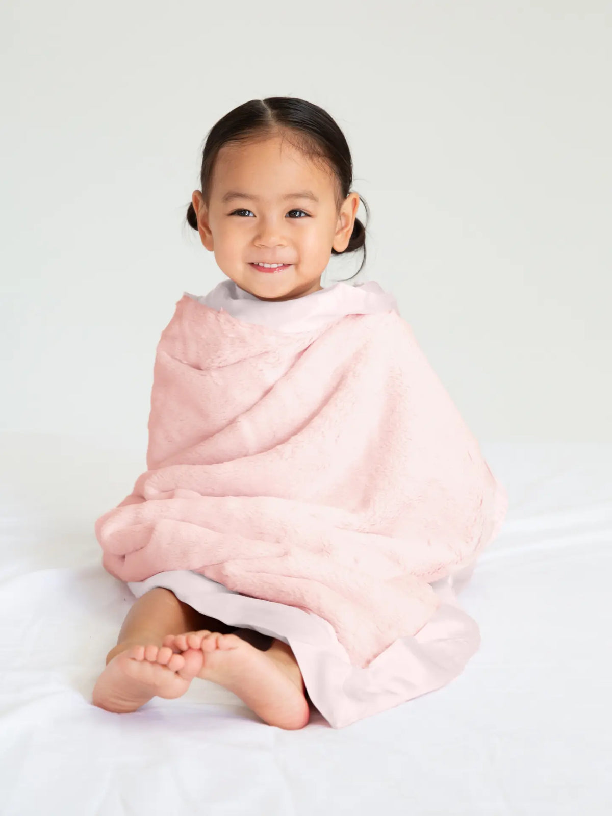 Luxe Macaron Collection Baby & Toddler Blanket (29" x 35")